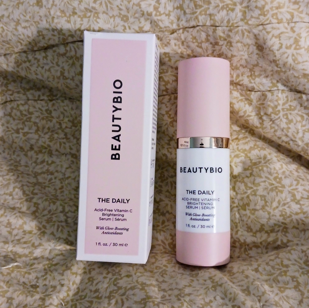 Vitamin C Brightening Serum - BIO BEAUTY - The Daily Vitamin C Brightening Serum